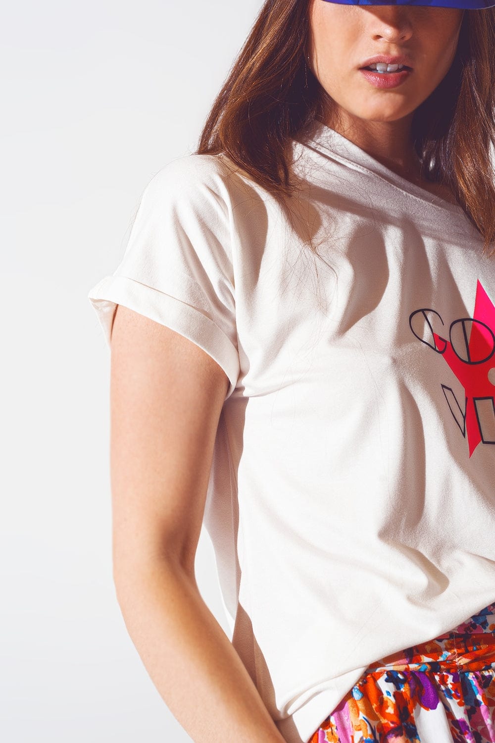 Q2 Women's Tees & Tanks One Size / Fuchsia Boat Neack T-Shirt With Good Vibe Text In White And Pink