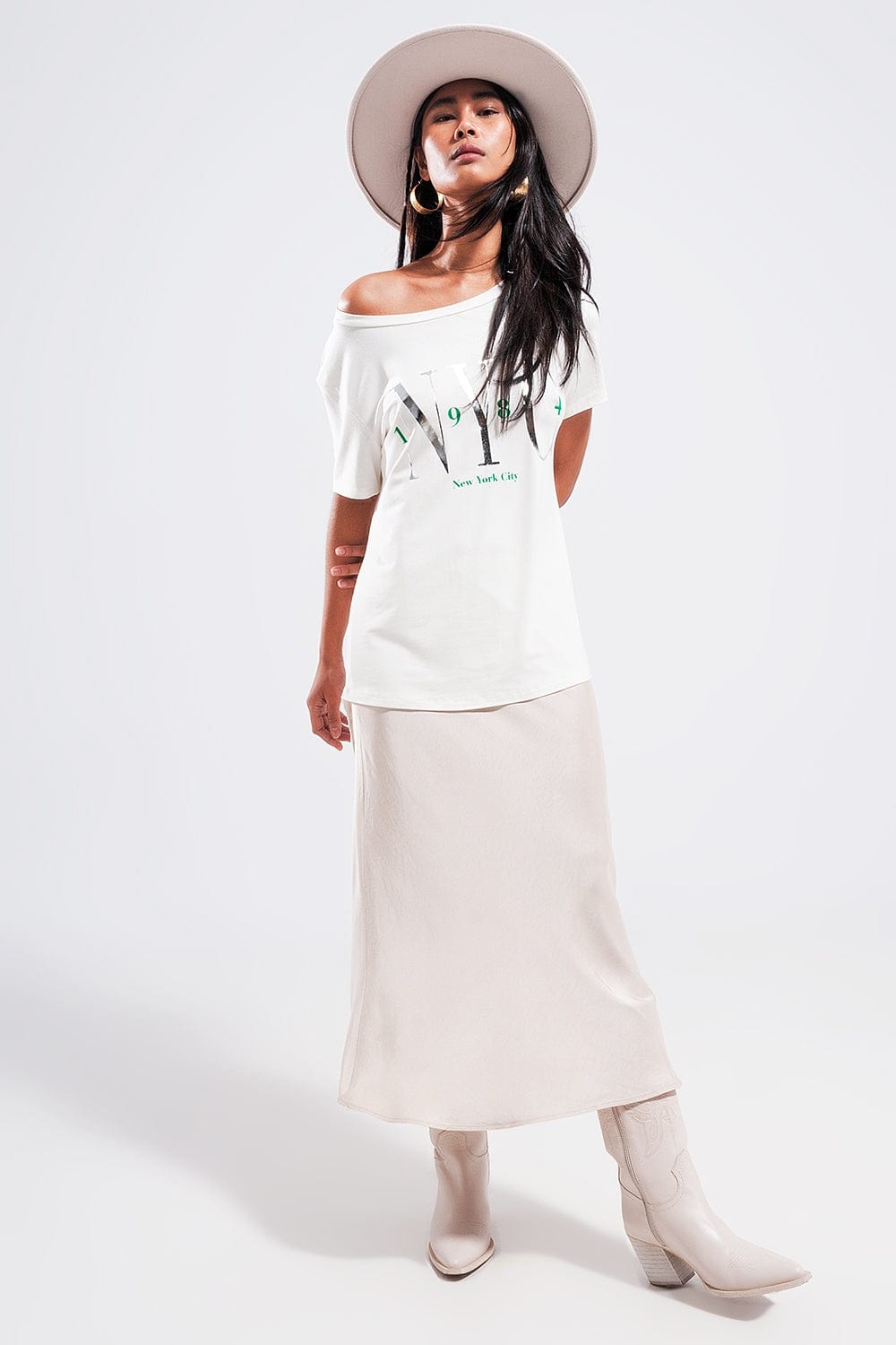 Q2 Women's Tees & Tanks One Size / Green / China T Shirt with New York City Slogan in White