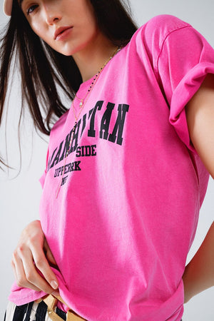 Q2 Women's Tees & Tanks One Size / Pink Short Sleeve T-Shirt With Graphic Text Manhattan In Pink