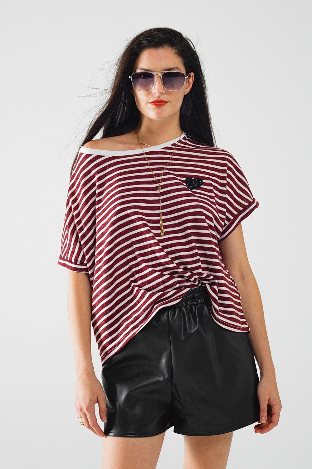 Q2 Women's Tees & Tanks One Size / Red Wide Striped Burgundy T-Shirt With Sequin Heart Decoration