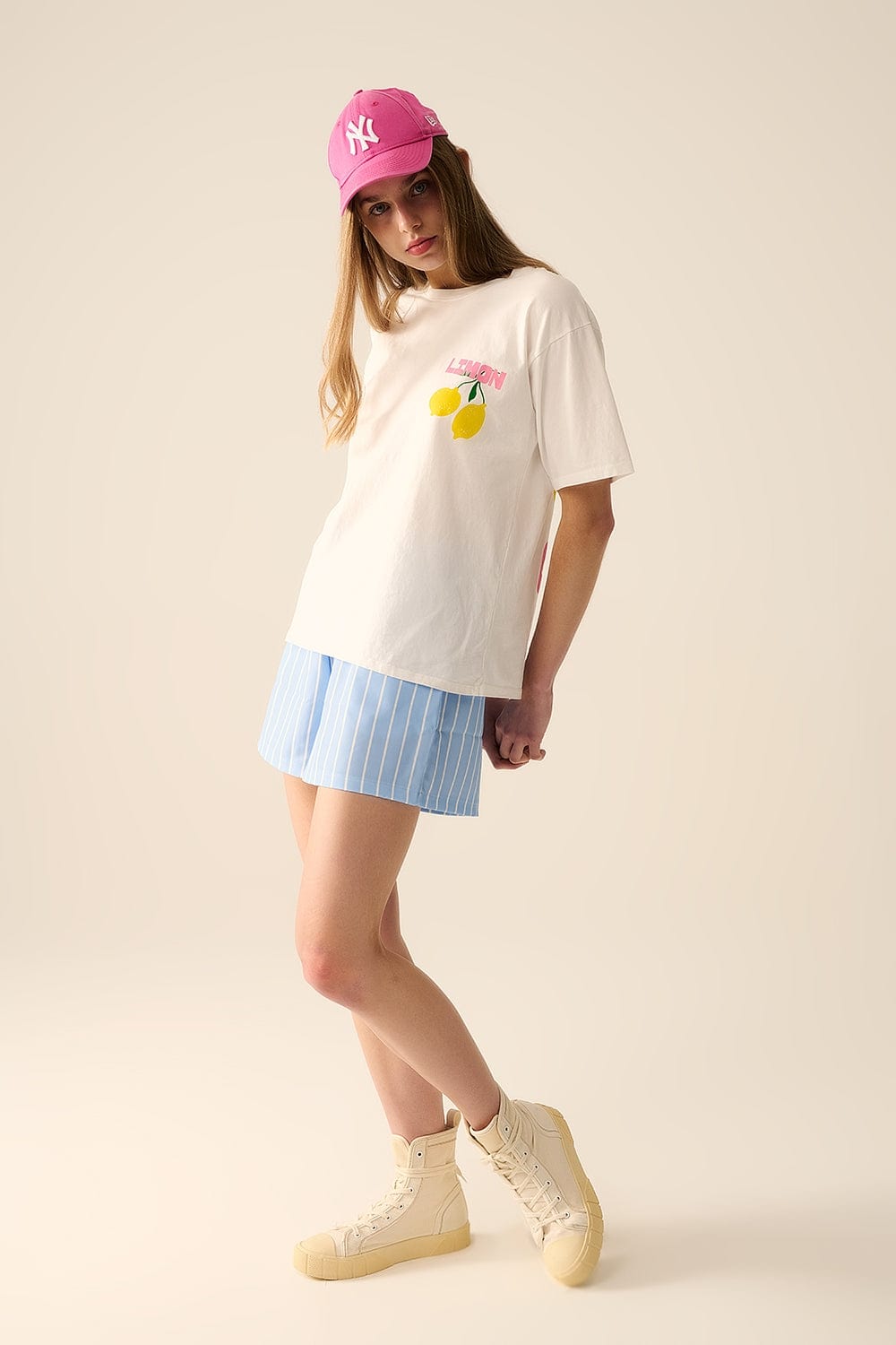 Q2 Women's Tees & Tanks One Size / White Relaxed White T-Shirt With Lemon Print