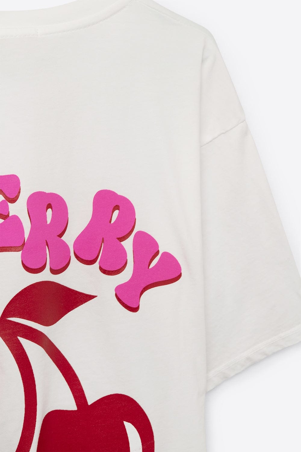 Q2 Women's Tees & Tanks One Size / White White T-Shirt With Cherry In Logo And Letters