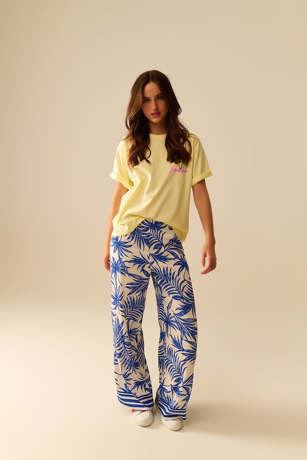 Q2 Women's Tees & Tanks One Size / Yellow Yellow T-Shirt Made In Italy With Honolulu Graphic