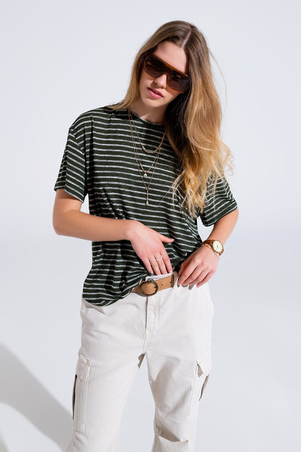 Q2 Women's Tees & Tanks Relaxed Striped T-Shirt With Crew Neckline In Khaki