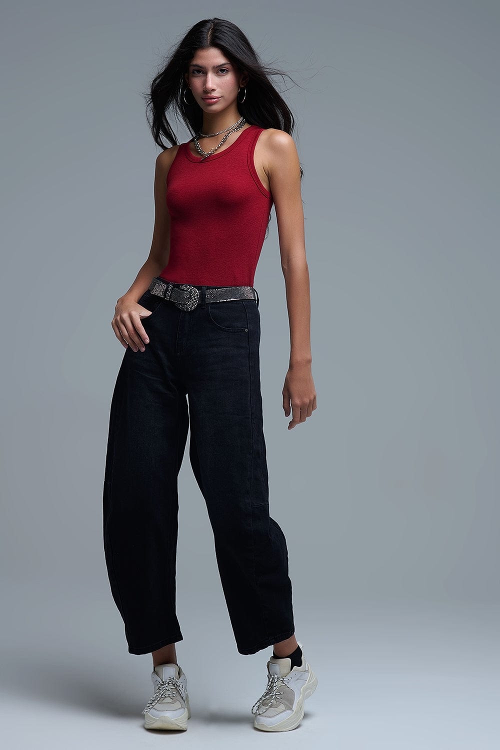 Q2 Women's Tees & Tanks Super Soft Knitted Basic Tank In Ruby Red