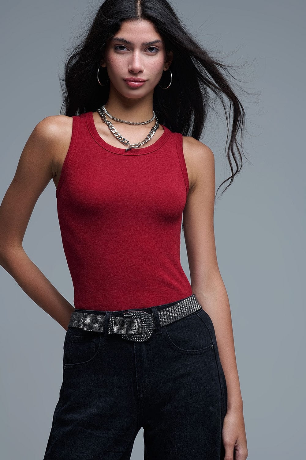 Q2 Women's Tees & Tanks Super Soft Knitted Basic Tank In Ruby Red