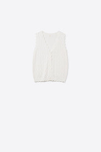 Q2 Women's Vest One Size / White Pointelle Knitted Vest With Scalloped Edges In White