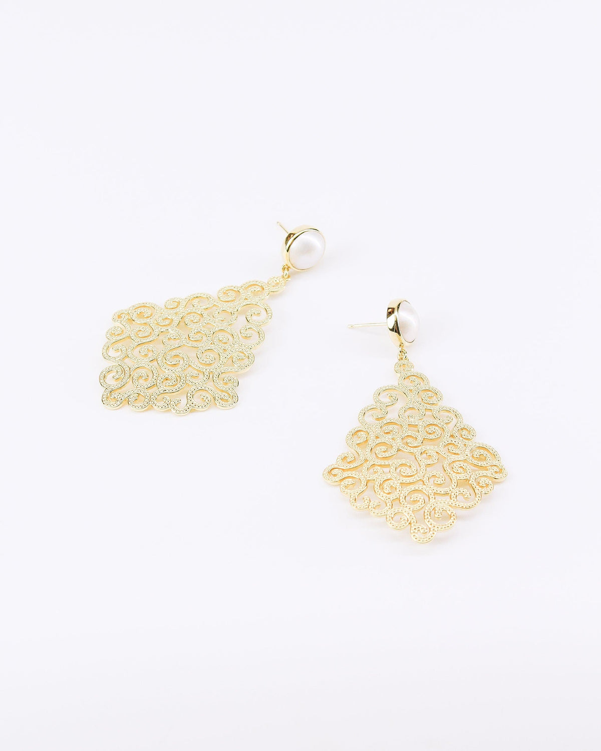 Truvai Women's Earrings Eleanor Pearl & Gold Vermeil Drop Earrings