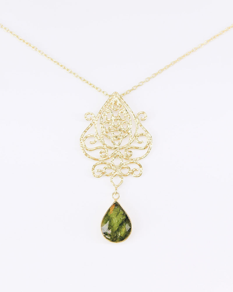 Truvai Women's Necklace Bess Gold Filigree & Peridot Gemstone Necklace