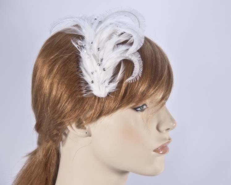 Cupids Millinery Women's Hat Cream Bridal comb fascinator