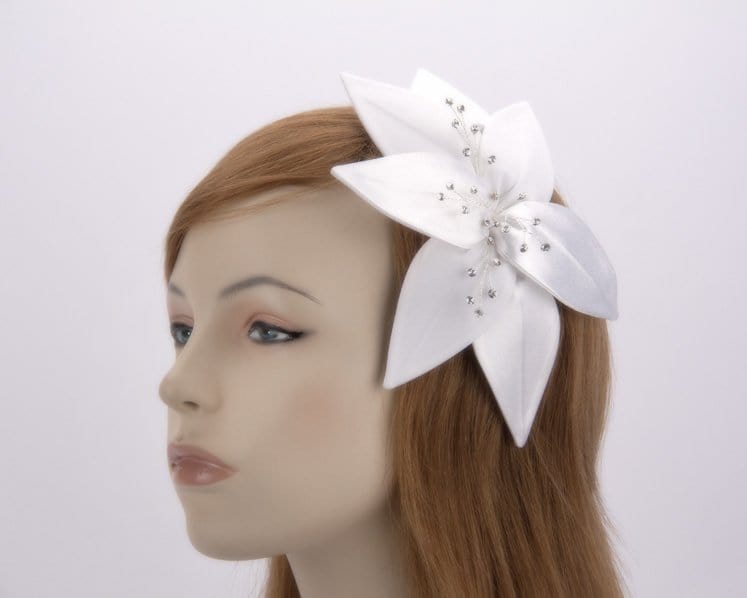 Cupids Millinery Women's Hat Cream White Wedding Fascinator