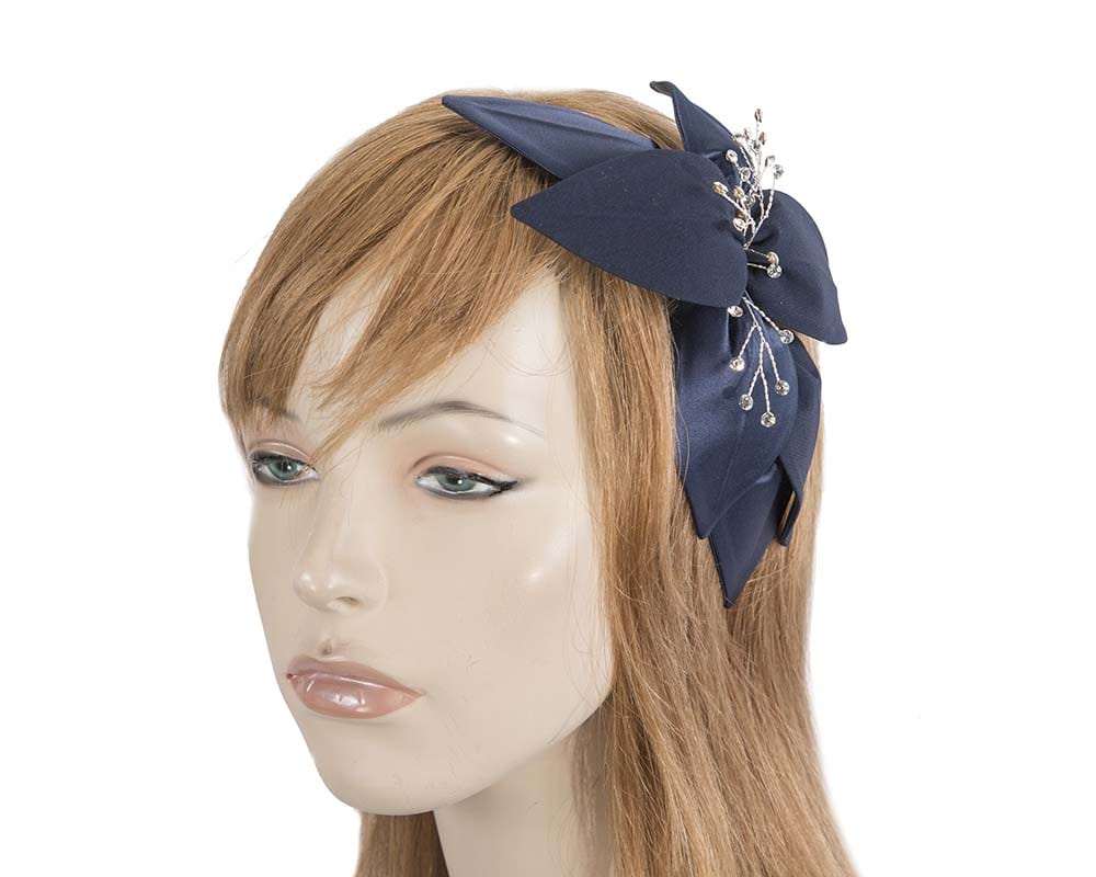 Cupids Millinery Women's Hat Navy Navy Fascinator comb for Mother of the Bride special occasions