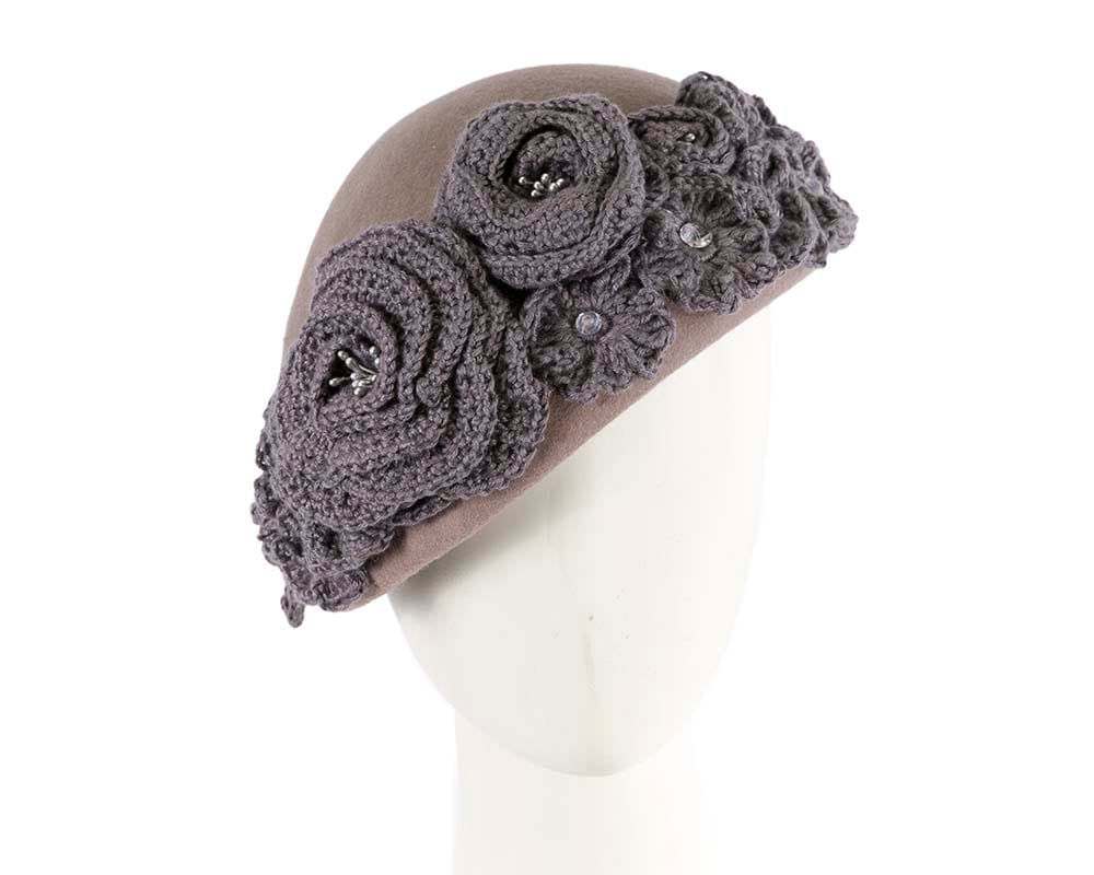 Cupids Millinery Women's Hat Silver Grey felt beret with crocheted trim