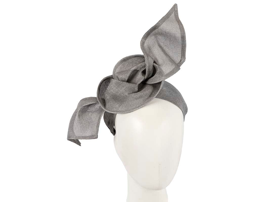 Cupids Millinery Women's Hat Silver Silver linen constructed fascinator