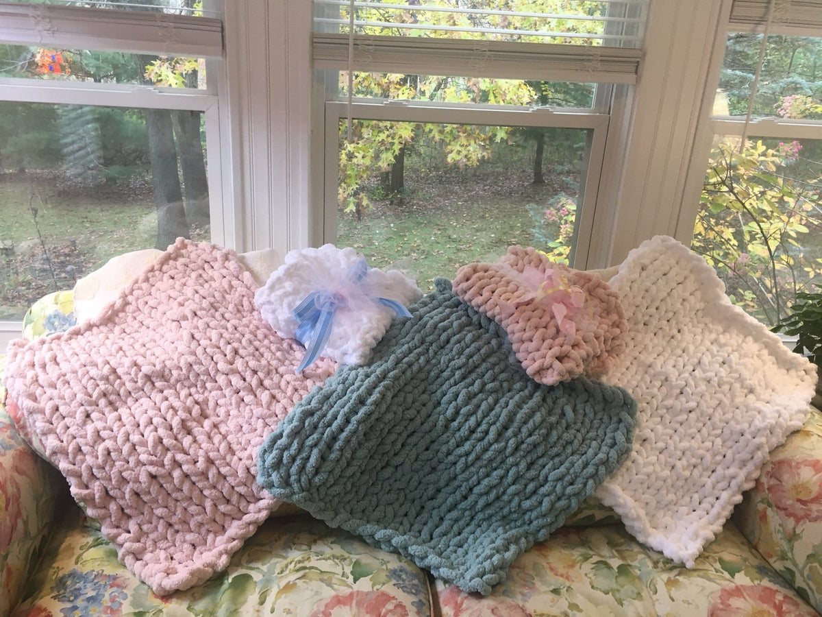 Lakeside Throws Lakeside Throws Precious Handcrafted Comfy, Thick, & Fluffy Newborn Baby Blankets in white, Blue, or Pink
