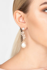 Latelita London Jewelry & Accessories - Earrings Baroque Pearl Trailing Flowers Earrings Silver | LATELITA