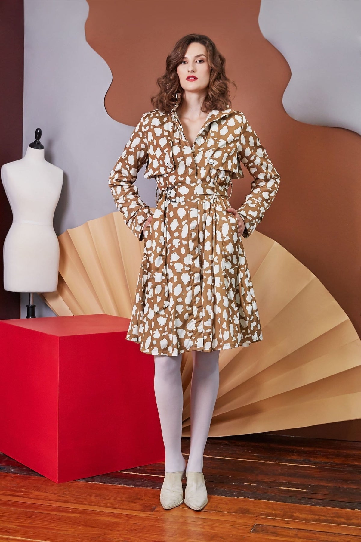 Lavanya Coodly Apparel & Accessories > Clothing > Outerwear > Coats & Jackets Lavanya Coodly Women's Bridget Satin & Wool Toffee Trench Coat
