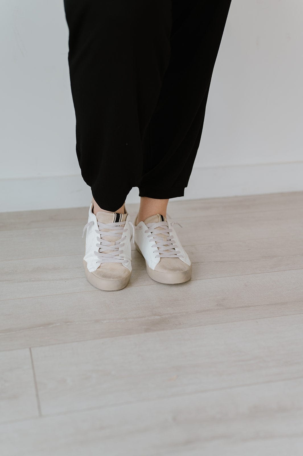 Living Free Beauty Women's Fashion - Women's Shoes - Oxfords Mia Star Sneaker | LFB