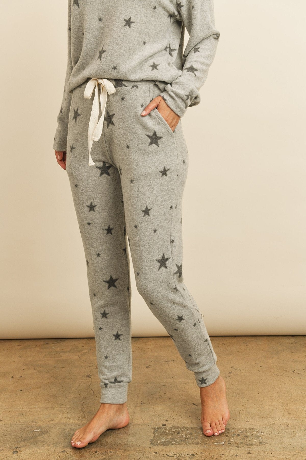 Riah Fashion Women's Fashion - Women's Clothing - Suits & Sets - Women's Sets Riah Star Print Brushed Top and Joggers Set With Self Tie
