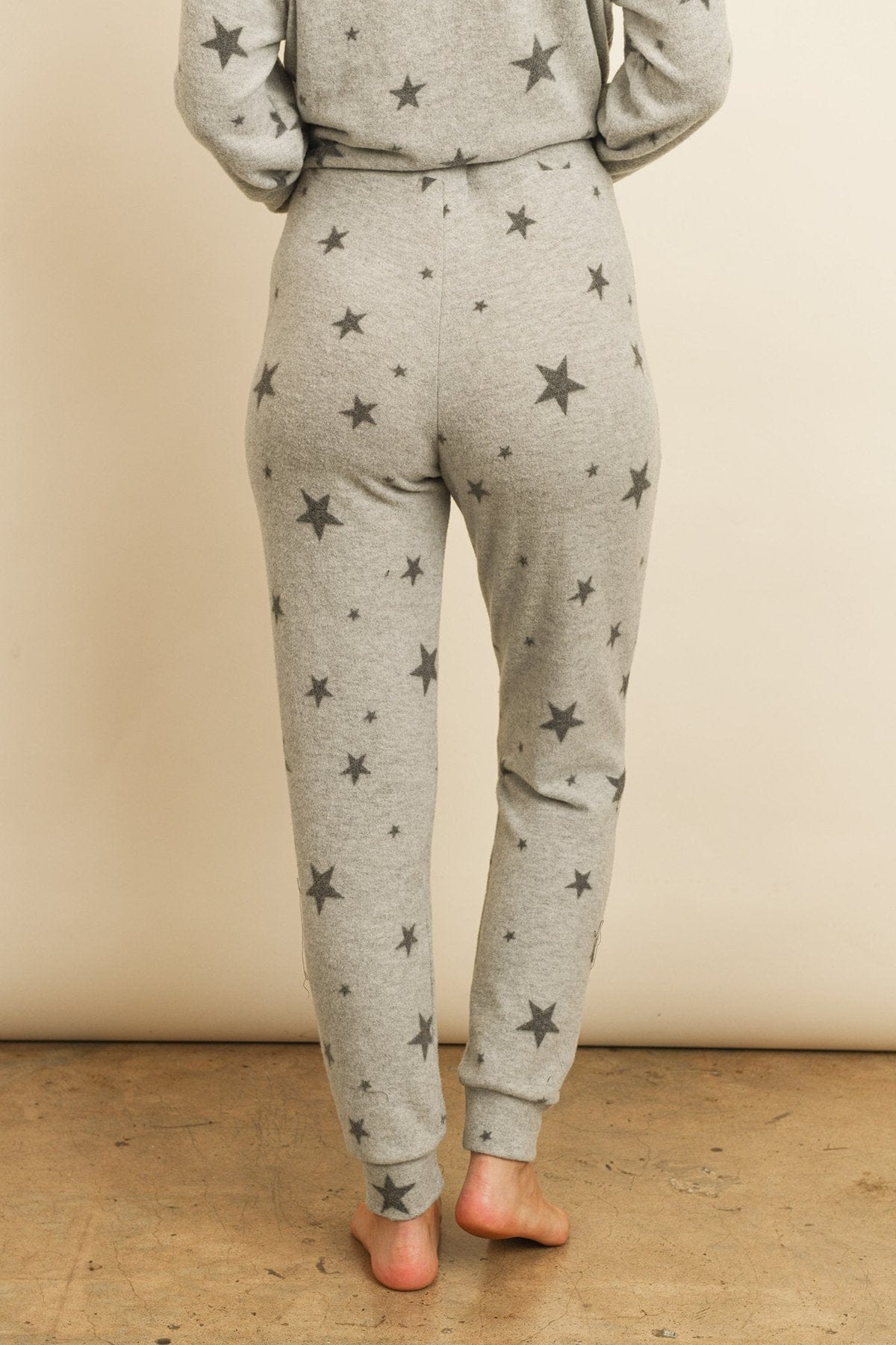Riah Fashion Women's Fashion - Women's Clothing - Suits & Sets - Women's Sets Riah Star Print Brushed Top and Joggers Set With Self Tie